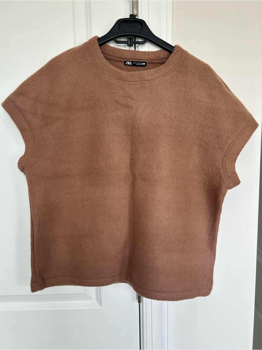 ZARA Cozy Short Sleeve Fleece Top in Warm Brown